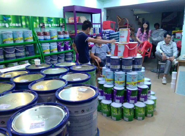 廣東清遠(yuǎn)市友情漆總代理---鄧?yán)习鍌€(gè)人介紹 廣東清遠(yuǎn)市友情漆總代理---鄧?yán)习鍌€(gè)人介紹