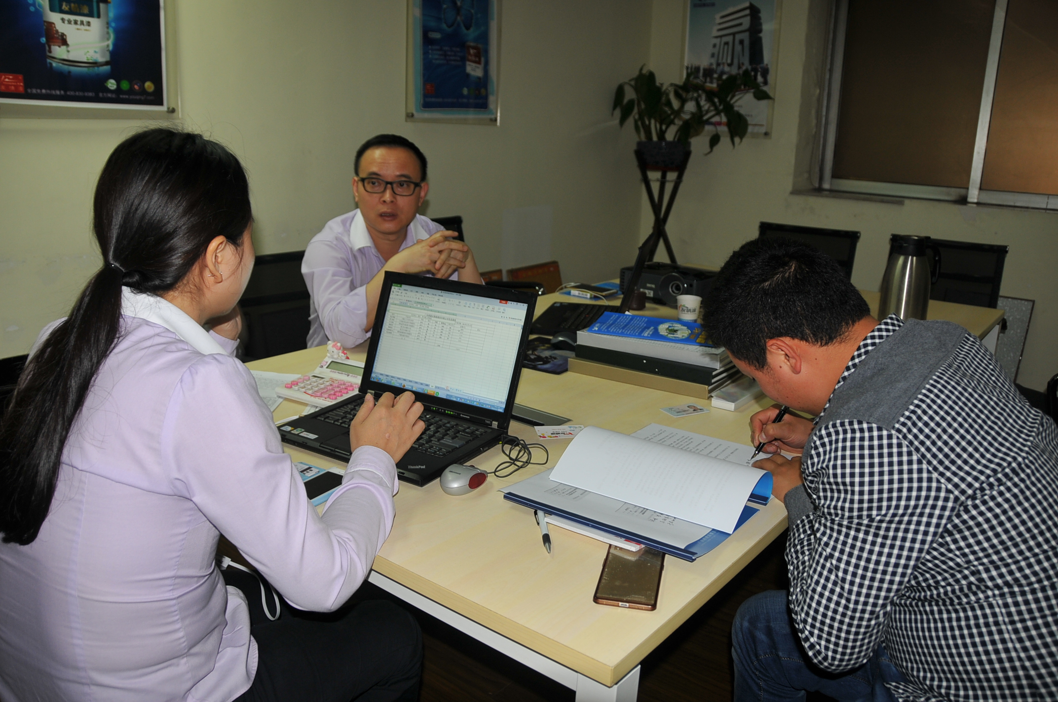 友情漆思南油漆代理 友情漆思南油漆代理