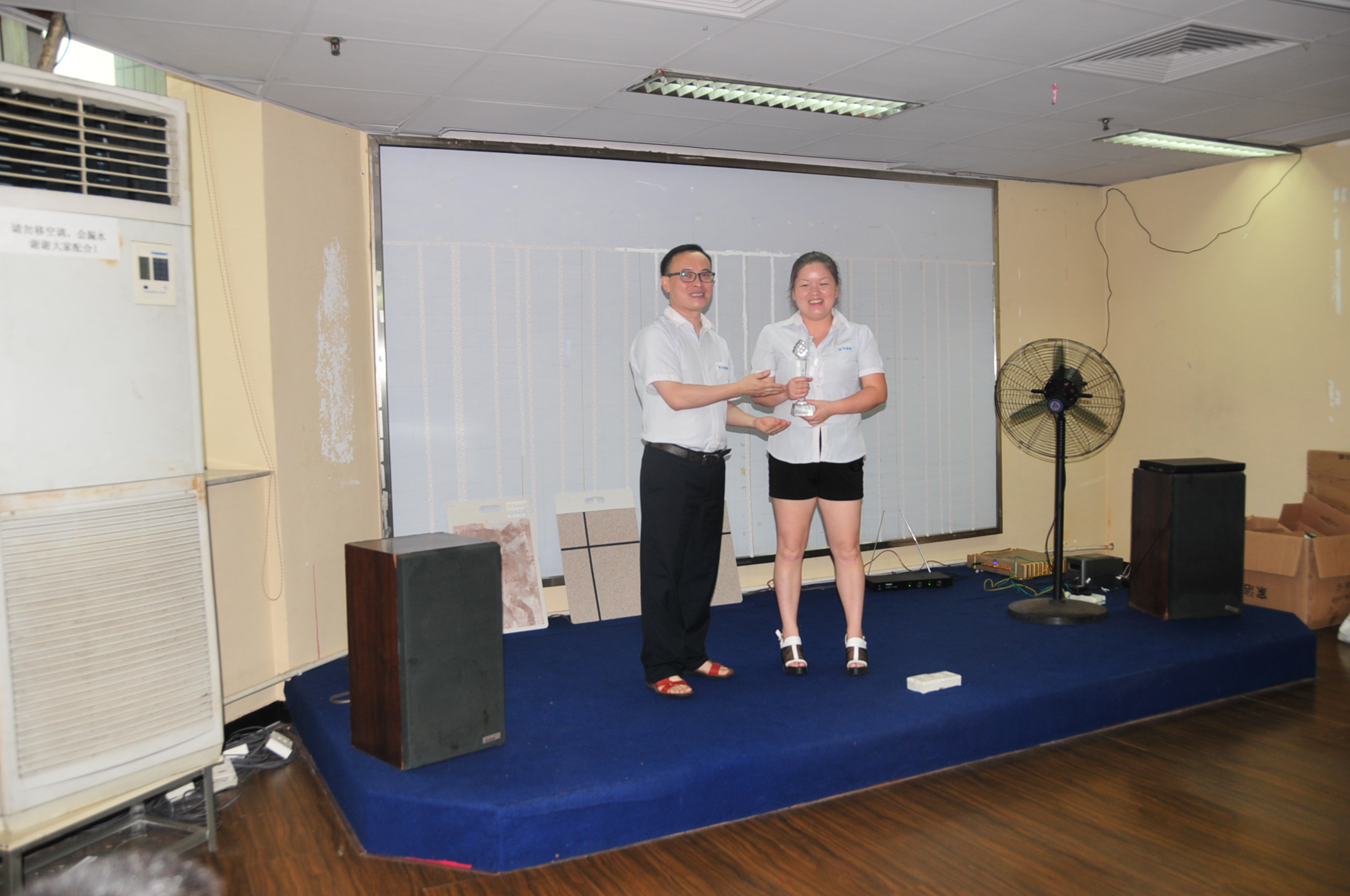 友情漆用信心和堅持,成就目標(biāo)的達成 友情漆用信心和堅持,成就目標(biāo)的達成