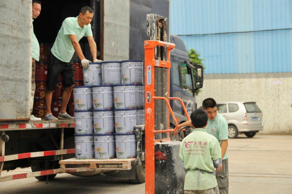 參觀廠區(qū)，增強(qiáng)合作信心