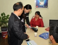 油漆加盟商見證：增城溫先生簽約友情漆