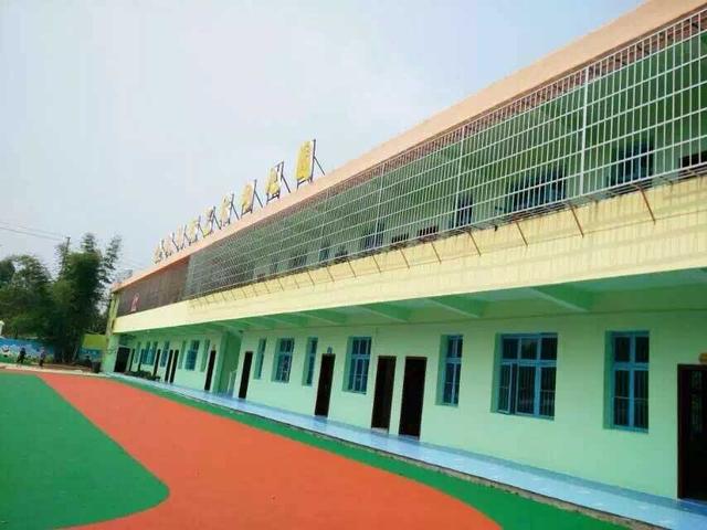 友情漆金銳國際藝術(shù)幼兒園裝修工程