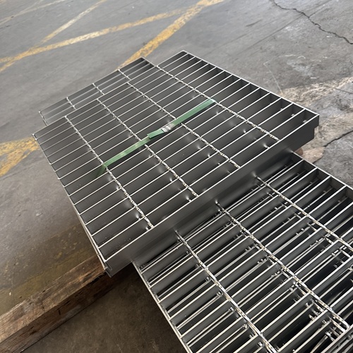 鋼格柵板承載不足怎么辦？換型號還是加固